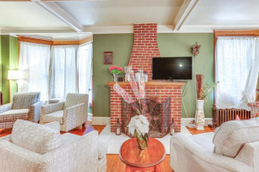 Reading Home with Yard in Historic District